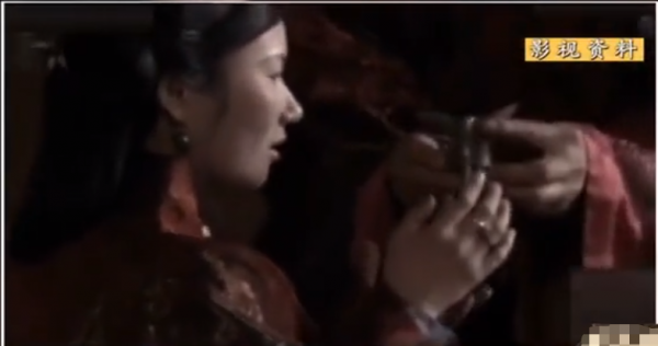 墓主人屍骨無存，意外發現首件金縷玉衣，這究竟是誰的墓？