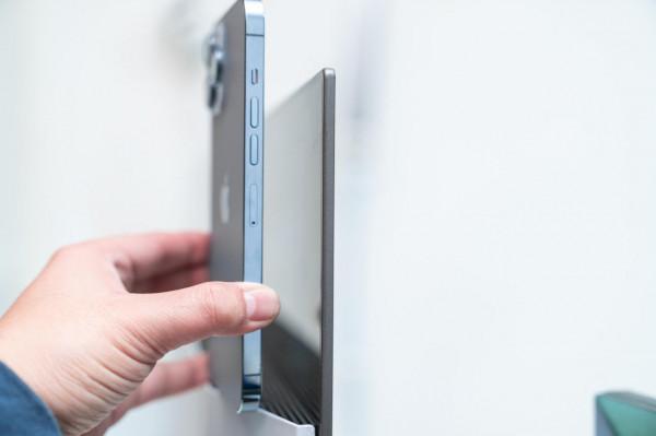 比電視還爽的 48 吋 OLED 桌面電競巨屏，KTC G48P5 顯示器測評詳解