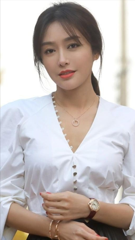 10位風韻猶存至今未婚的大齡內地女星,各有各的苦衷 10位風韻猶存至今未婚的大齡內地女星,各有各的苦衷