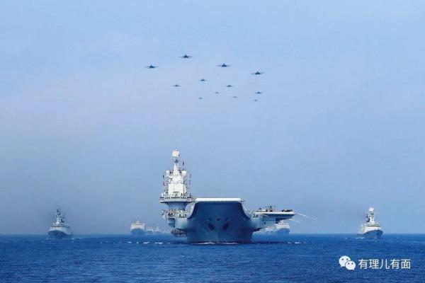 阿拉斯加海域的“中國軍艦”，震碎了美國人的玻璃心！