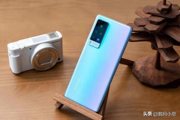 頂級4nm&plus;5000mAh，80W&plus;2K，vivo攜7英寸大屏旗艦亮相