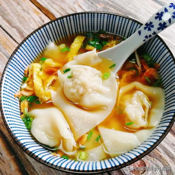 教你製作餛飩皮，薄如蟬翼，爽滑柔韌，在家也能做出薄皮大餛飩