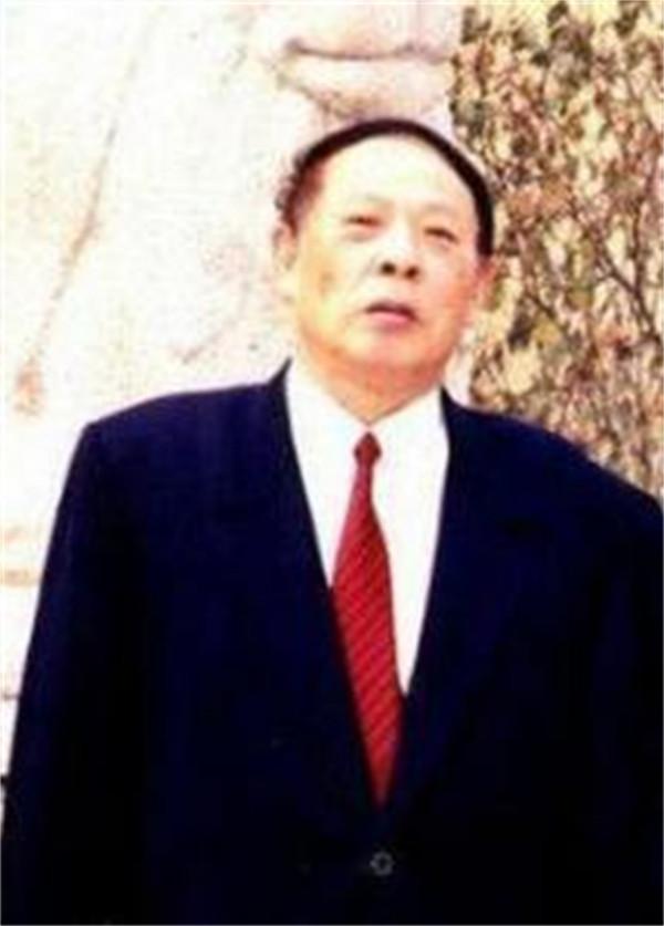 毛主席追悼會擬定親屬名單，長女李敏：少了父親的親侄子，賀麓成