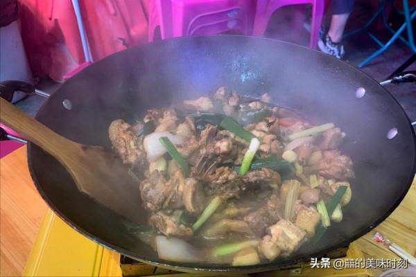 廣東最忙的大排檔,兩代人只做一種肉,價格不便宜想吃靠運氣 廣東最忙的大排檔,兩代人只做一種肉,價格不便宜想吃靠運氣