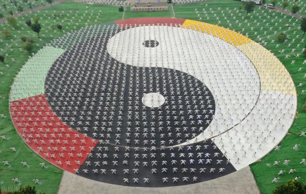 “雲手”動作要領種種——太極拳教學瑣記之一