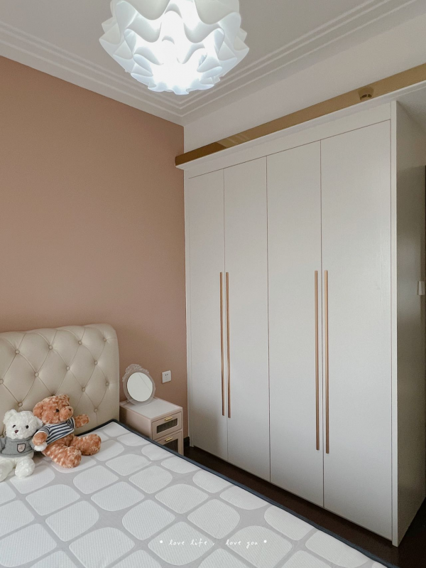 一個溫柔的飄窗