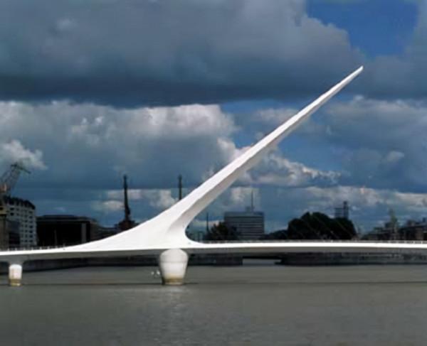 聖地亞哥-卡拉特拉瓦(Santiago Calatrava) 聖地亞哥-卡拉特拉瓦(Santiago Calatrava)