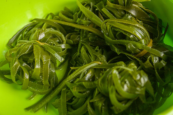 為什麼吃了加碘鹽，還是會得甲狀腺疾病？每天應該吃多少碘？