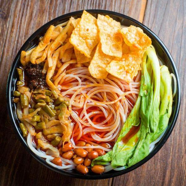 中國各省的奇葩美食，外地人不敢吃，你的家鄉上榜了嗎？