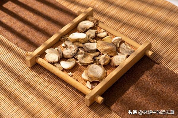 結節、囊腫？多因痰火鬱結，講一箇中成藥，清肝瀉火，軟堅散結