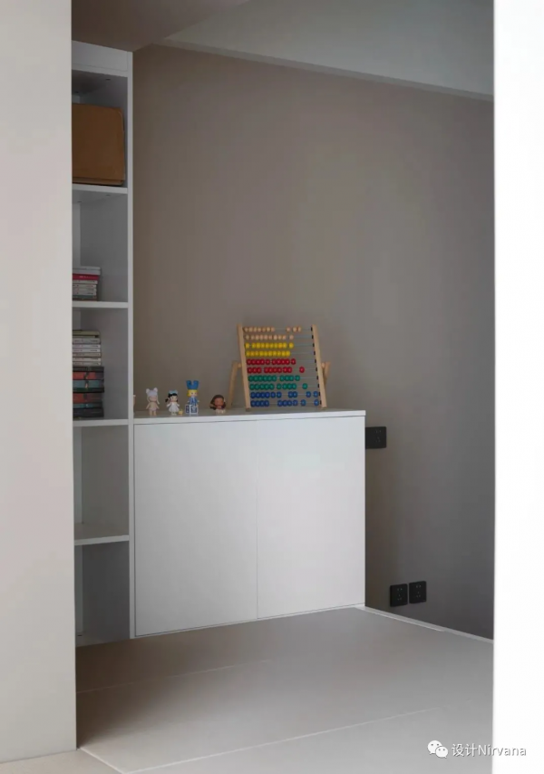 把每一個有意義的瞬間儲存起來,打造成一家三口獨屬的“展覽館” 把每一個有意義的瞬間儲存起來,打造成一家三口獨屬的“展覽館”