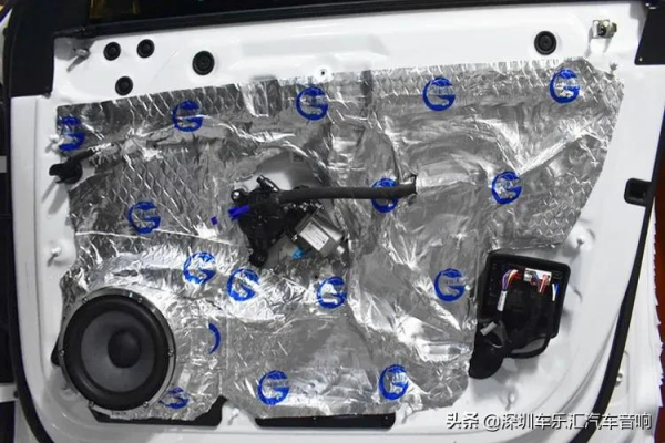 奧迪A6音響改裝詩蔓PST6.2D+SK3.3中音,享受詩蔓魅力之聲 奧迪A6音響改裝詩蔓PST6.2D+SK3.3中音,享受詩蔓魅力之聲