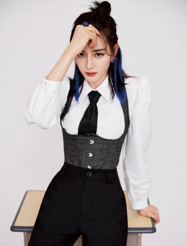 染髮教科書，又被他們颯到了