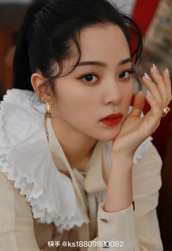 女星集圖：娜娜