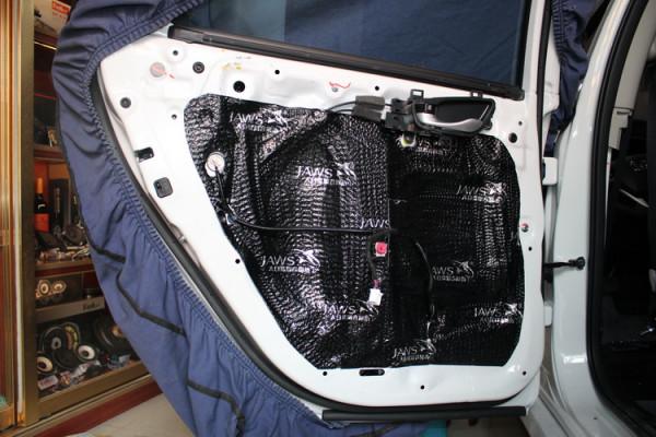 清清靜靜 鄭州環亞本田思域汽車隔音改裝大白鯊