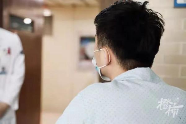27歲浙江小夥剛結婚查出罕見病，目前無藥可治，姐姐已發病行走困難，外婆媽媽早早離世