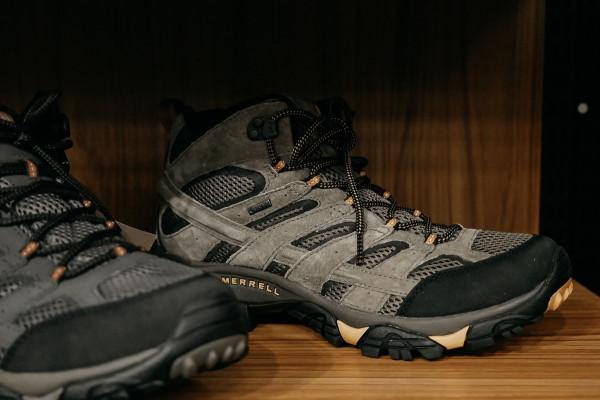 推薦爬山、日常穿搭都適合的11款女登山鞋，從此可以美美地爬山了