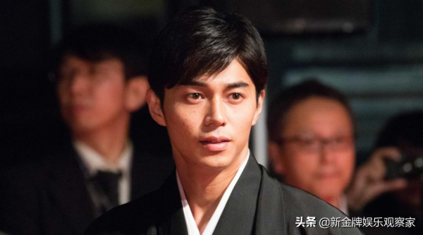 經紀公司和東出昌大解約，多次試圖挽救無果，渡邊杏這次解氣了？