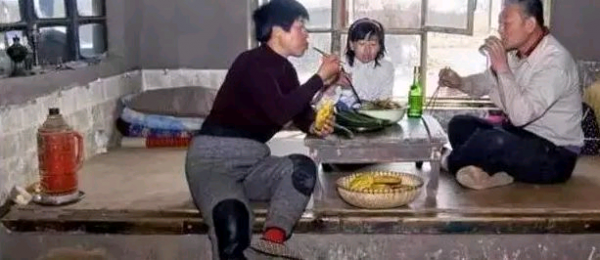 知青往事：二癟子和隊長家的北大倉酒