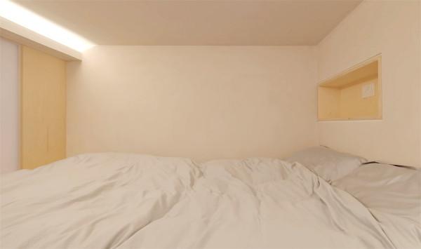 他翻新29㎡蝸居：拆掉隔斷做全開放空間，利用3米4層高做夾層臥室