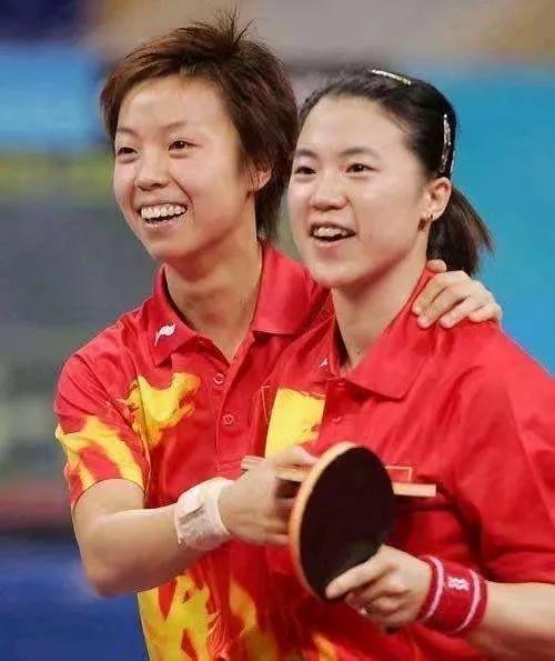 劉詩雯為年輕球員主動退出世乒賽,國乒女隊為什麼沒女教練 劉詩雯為年輕球員主動退出世乒賽,國乒女隊為什麼沒女教練