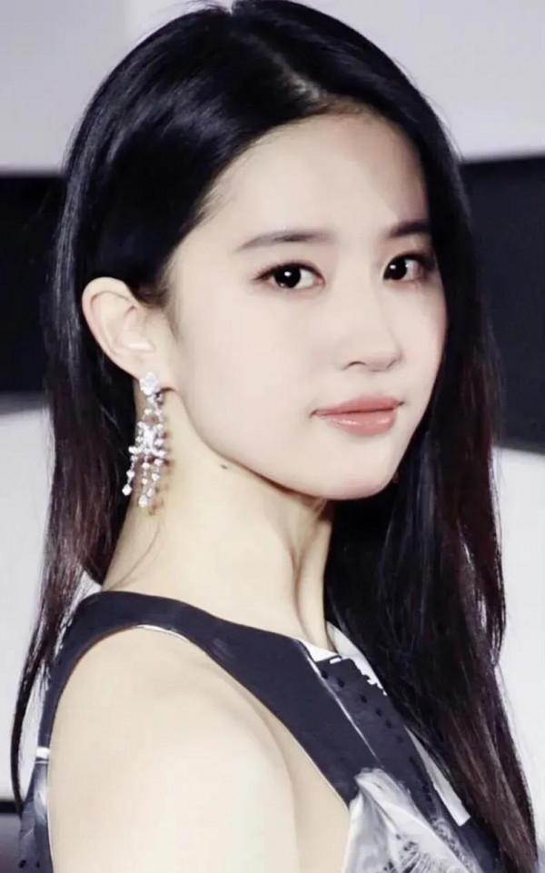 顏值天花板一劉亦菲