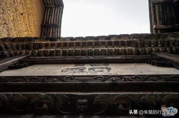 泰順歷史最悠久的古村，有堪稱絕唱的卵石地鋪，還有中國木雕瑰寶