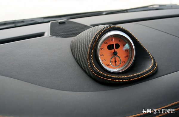 明星網紅代言頻繁翻車,保時捷出奇招,整起了虛擬偶像 明星網紅代言頻繁翻車,保時捷出奇招,整起了虛擬偶像