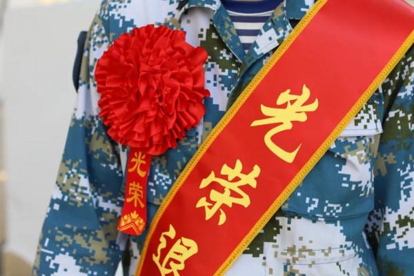 老班長們要退伍了