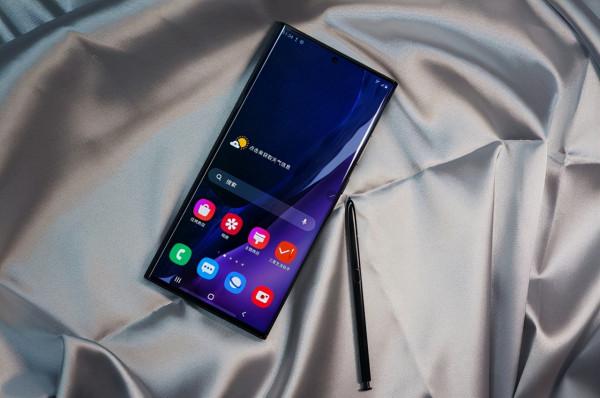 安兔兔好評榜與魯大師效能榜：三星Note20 Ultra登頂，意料之外