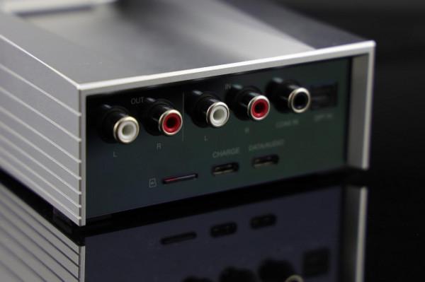 「耳邊評測」AK也玩“破界”？ACRO CA1000播放解碼一體機開箱評測