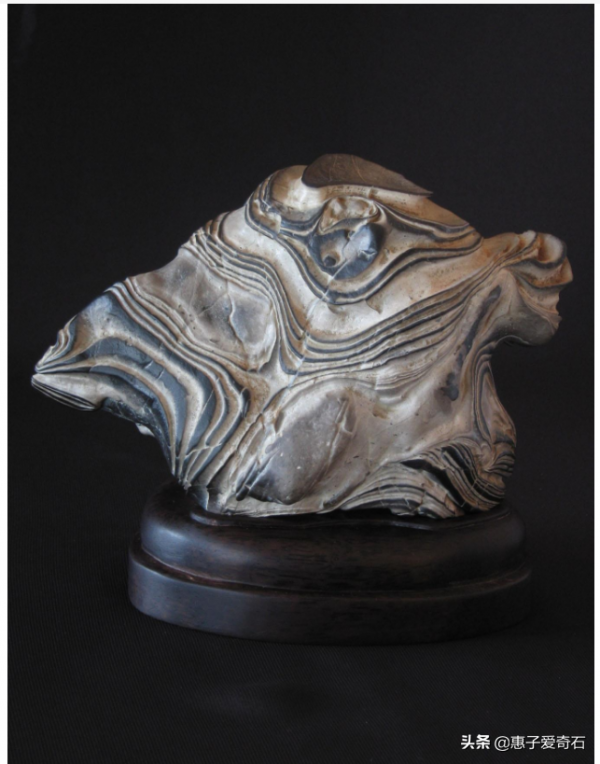 廣西珍品奇石玉石,其中一方以888萬成交,這是什麼石頭呢? 廣西珍品奇石玉石,其中一方以888萬成交,這是什麼石頭呢?