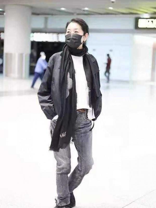 倪萍瘦下來狀態越來越好,穿夾克外套配牛仔褲,時髦又減齡 倪萍瘦下來狀態越來越好,穿夾克外套配牛仔褲,時髦又減齡