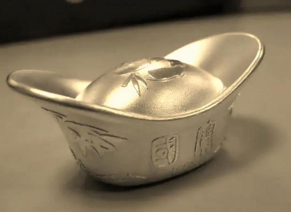 清朝奇案：一個乞丐一個商人一個秀才 一錠藏在草中的元寶 一個陰謀