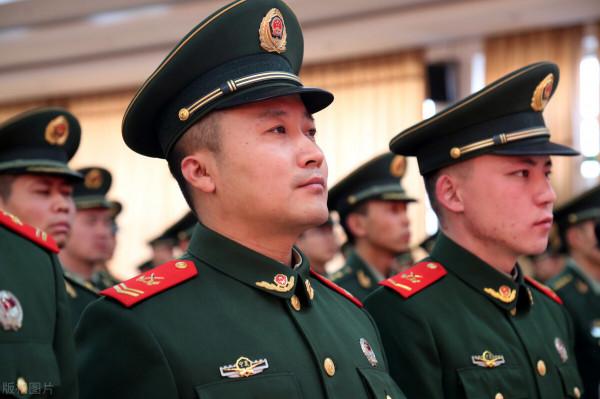 作為四期士官,接下來該如何規劃?這三種方式其實都很好 作為四期士官,接下來該如何規劃?這三種方式其實都很好