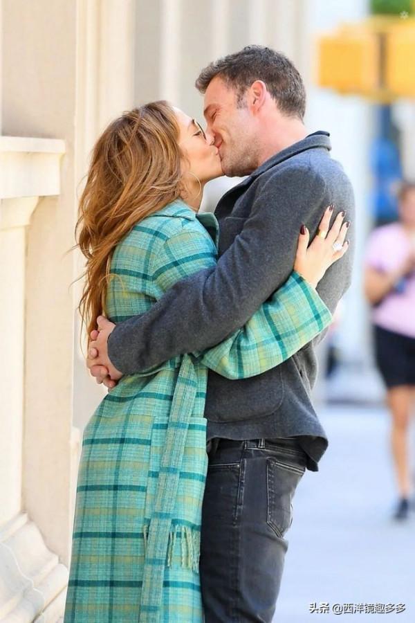 酗酒怪前妻,本·阿弗萊克又招黑,英媒熱評:又蠢又自私 酗酒怪前妻,本·阿弗萊克又招黑,英媒熱評:又蠢又自私