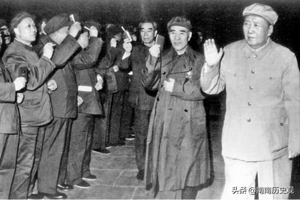 出兵朝鮮前,陳毅主動請纓擔任志願軍主帥,為何卻被毛主席婉拒? 出兵朝鮮前,陳毅主動請纓擔任志願軍主帥,為何卻被毛主席婉拒?