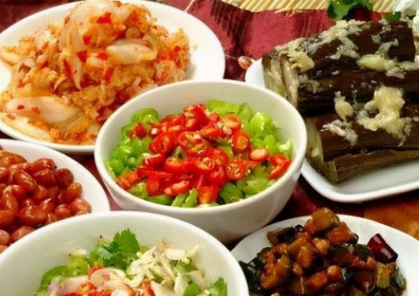 炒菜時先放大蒜,會產生致癌物嗎?醫生道出答案,早了解早明白 炒菜時先放大蒜,會產生致癌物嗎?醫生道出答案,早了解早明白