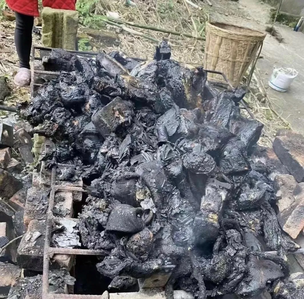 吳籤被親媽送進去，王力宏他爸也坐不住了？哈哈哈網友評論就離譜