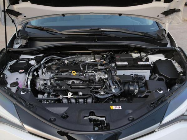 新的動力系統，油耗降至4.5L，日系SUV質量好，實拍豐田奕澤IZOA