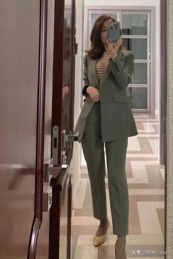 沉澱的墨綠秋天的回憶