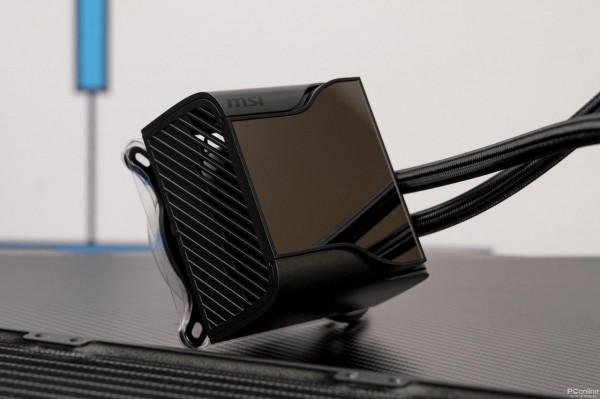 純黑靜音自帶螢幕，微星MEG CORELIQUID S360水冷散熱器圖賞