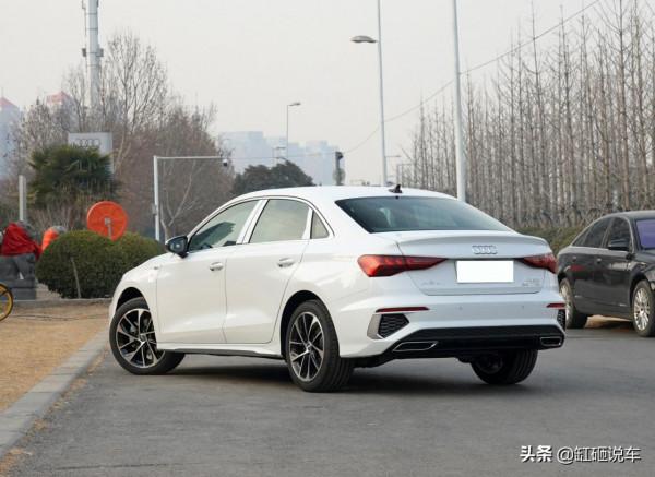 18萬就能買奧迪！顏值高動力好，科技感十足，年輕人的第一臺豪車