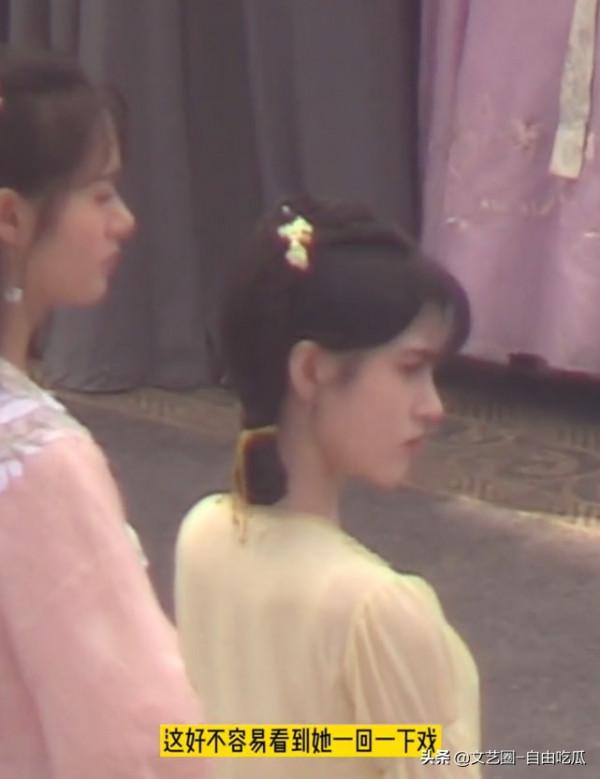 空姐曝明星排場：某練習生帶多個助理出行，飛機上三分之一是粉絲