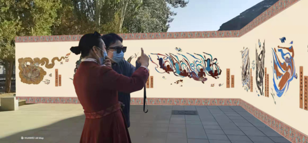 敦煌莫高窟的飛天“飛”到了遊客身邊