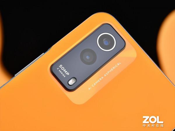 千元入門也能高能長續航 iQOO Z5x圖賞