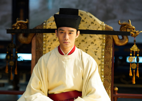 康熙年少時生擒鰲拜,晚年為何突然後悔?還親自為鰲拜平反 康熙年少時生擒鰲拜,晚年為何突然後悔?還親自為鰲拜平反