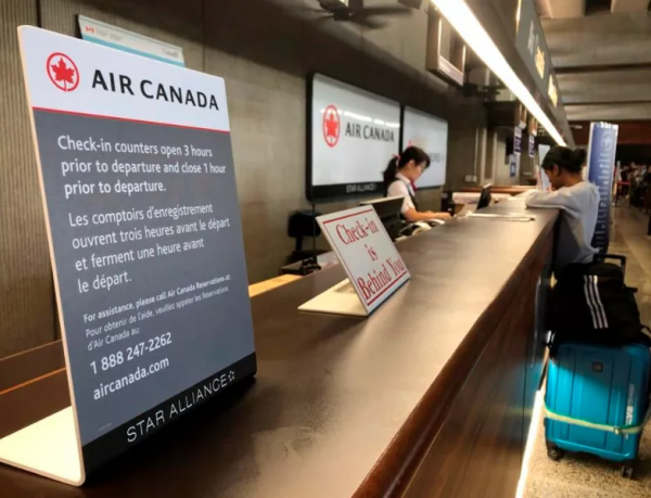 加拿大一家五口旅行 機場成人海地獄 苦等2小時被拒登機 加拿大一家五口旅行 機場成人海地獄 苦等2小時被拒登機