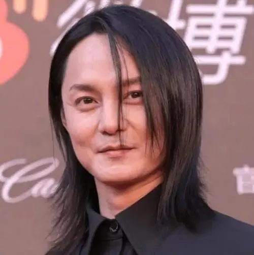 看了明星的生圖，你還追星嗎？網友：“慘不忍睹”與路人無異