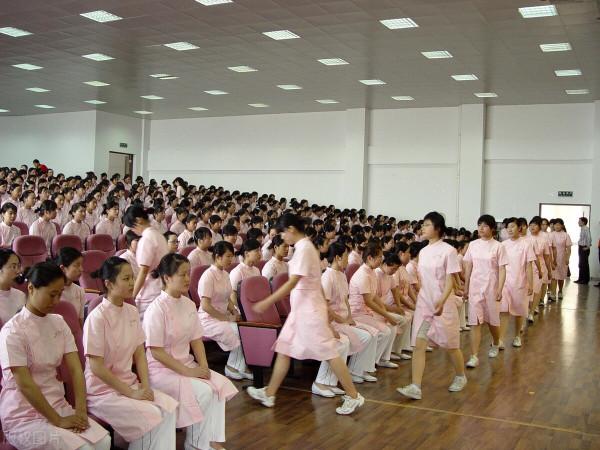 初中畢業，直接學醫，這種做法可行嗎？